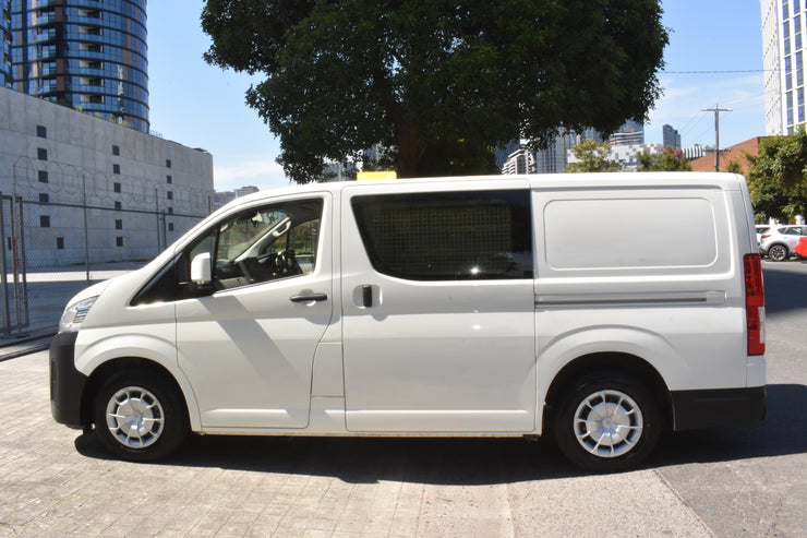 2020 Toyota Hiace GDH300R Van LWB 5dr Spts Auto 6sp 1095kg 2.8DT