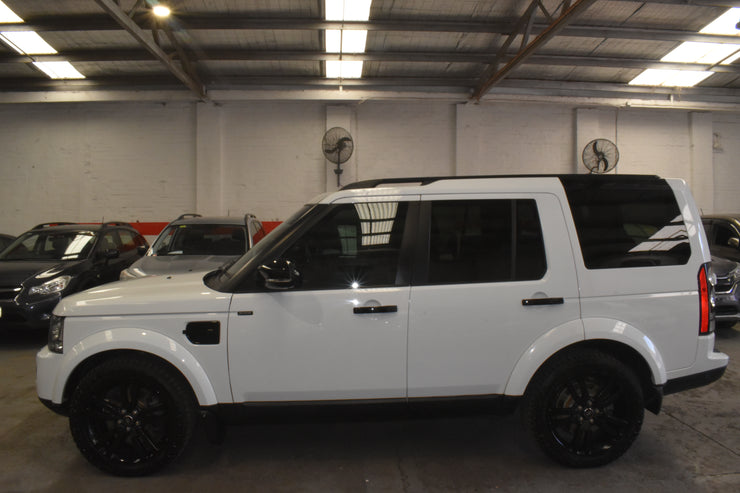 2014 Land Rover Discovery Series 4 L319 14MY SDV6 HSE Wagon 7st 5dr Spts Auto 8sp 4x4 745kg 3.0DTT